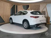 Usado Alfa Romeo Stelvio 190 CV (139 kW) 2019 Blanco SUV