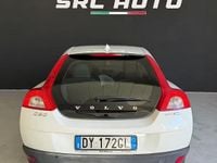 Usata Volvo C30 R-Design 108 CV (79 kW) 2009 Bianco Utilitaria