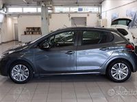 Usata Peugeot 208 Allure 82 CV (60 kW) 2017 Grigio Utilitaria