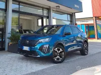 Usata Peugeot 2008 Allure 101 CV (74 kW) 2025 Blu SUV