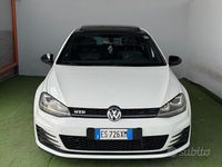 Usata VW Golf VII Highline 184 CV (135 kW) 2014 Bianco Berlina