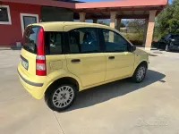 Usata Fiat Panda 69 CV (50 kW) 2006 Giallo Utilitaria