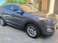 Usata Hyundai Tucson Comfort 141 CV (103 kW) 2016 Grigio SUV