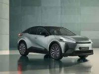Nuova Toyota C-HR+ 61 kW (84 CV) 2026 Argento SUV