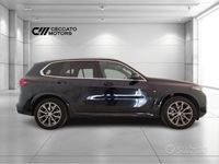 Begagnad BMW X5 M Sport 298 HK (219 kW) 2024 Svart SUV