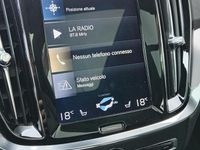 Usata Volvo V60 CC 200 CV (147 kW) 2020 Rosso Station wagon