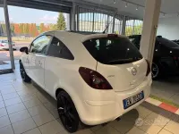 Usata Opel Corsa 86 CV (63 kW) 2014 Bianco Utilitaria