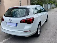 Usata Opel Astra 110 CV (80 kW) 2013 Bianco Station wagon