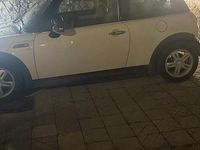 Begagnad Mini ONE 88 HK (64 kW) 2006 Vit Halvkombi