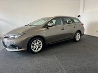 usata Toyota Auris Touring Sports 1.8 Hybrid Business