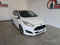 Usata Ford Fiesta 75 CV (55 kW) 2017 Bianco Berlina