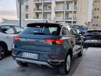 Usata VW T-Roc Style 110 CV (80 kW) 2023 Blu/azzurro SUV