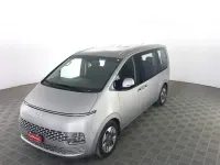 Usata Hyundai Staria 177 CV (130 kW) 2023 Shimmering silver Monovolume