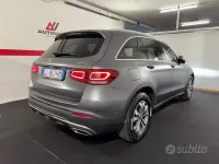 Usata Mercedes GLC220 Premium Plus 194 CV (142 kW) 2022 Grigio SUV