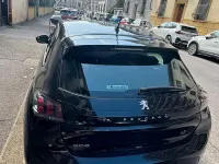 Usata Peugeot 208 75 CV (55 kW) 2020 Nero Utilitaria