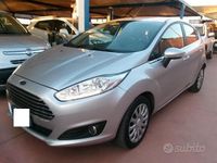 Usata Ford Fiesta Titanium 75 CV (55 kW) 2017 Grigio Berlina