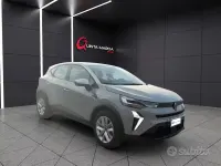 Nuova Renault Captur Evolution 120 CV (88 kW) 2026 Grigio SUV