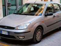 Usata Ford Focus 76 CV (55 kW) 2003 Grigio