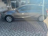 Usata Mercedes A160 Premium 122 CV (89 kW) 2017 Grigio Utilitaria