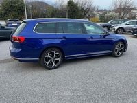 Usata VW Passat Executive 200 CV (147 kW) 2021 Blu/azzurro Station wagon