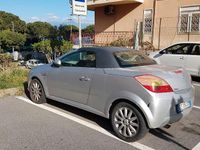 Usata Opel Tigra 69 CV (50 kW) 2006 Grigio Cabrio