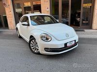 Usata VW Beetle Design 105 CV (77 kW) 2014 Bianco Utilitaria