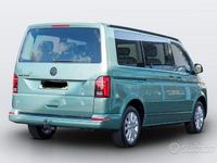 Usata VW Multivan 199 CV (146 kW) 2024 Verde Furgone