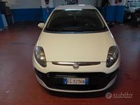 Usata Fiat Punto Evo 69 CV (50 kW) 2011 Bianco Utilitaria
