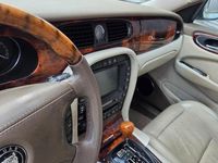 Usata Jaguar XJ8 2004 Grigio Berlina