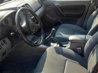 Usata Toyota RAV4 116 CV (85 kW) 2003 Argento SUV