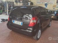 Usata Mercedes A180 Avantgarde 109 CV (80 kW) 2010 Nero Berlina