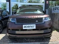 Usata Land Rover Range Rover 615 CV (452 kW) 2024 Ligurian black SUV