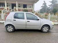 Usata Fiat Punto 60 CV (44 kW) 2005 Argento Berlina