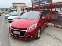 Usata Peugeot 208 Allure 82 CV (60 kW) 2017 Rosso Utilitaria