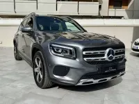 Usata Mercedes GLB200 150 CV (110 kW) 2020 Grigio SUV