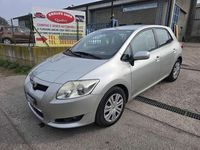 Usata Toyota Auris Sol 124 CV (91 kW) 2007 Argento Utilitaria