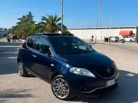 Usata Lancia Ypsilon 95 CV (69 kW) 2018 Bluazzurro Utilitaria