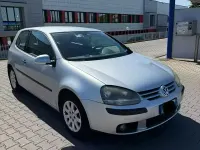 Usata VW Golf V 2004 Grigio Utilitaria