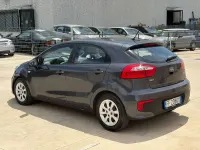 Usata Kia Rio 75 CV (55 kW) 2016 Grigio antracite metallizzato Utilitaria