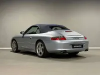 Usata Porsche 911 Carrera Cabriolet 320 CV (235 kW) 2003 Polarsilver met. Cabrio