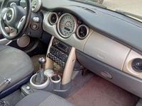 Usata Mini Cooper 116 CV (85 kW) 2004 Bianco Utilitaria