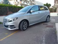 Usata Mercedes B200 Premium 156 CV (114 kW) 2015 Argento Utilitaria