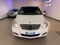 Usata Mercedes B180 Executive 109 CV (80 kW) 2011 Bianco Utilitaria