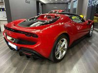 Nuova Ferrari 296 829 CV (609 kW) 2025 Rosso Cabrio