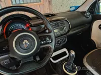 Begagnad Renault Twingo 90 HK (66 kW) 2015 Halvkombi