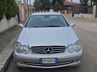 Usata Mercedes CLK270 Avantgarde 169 CV (124 kW) 2004 Argento Coupé