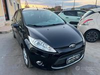 usata Ford Fiesta 1.4 TDCi 5p. Anno 2011 adatta a neopat