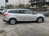 Usata Ford Focus Titanium 95 CV (69 kW) 2012 Grigio Station wagon