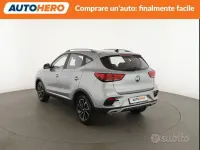 Usata MG ZS 106 CV (77 kW) 2024 Grigio SUV