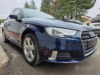 Käytetty Audi A3 Sport 110 HP (80 kW) 2016 Sininen Sedan